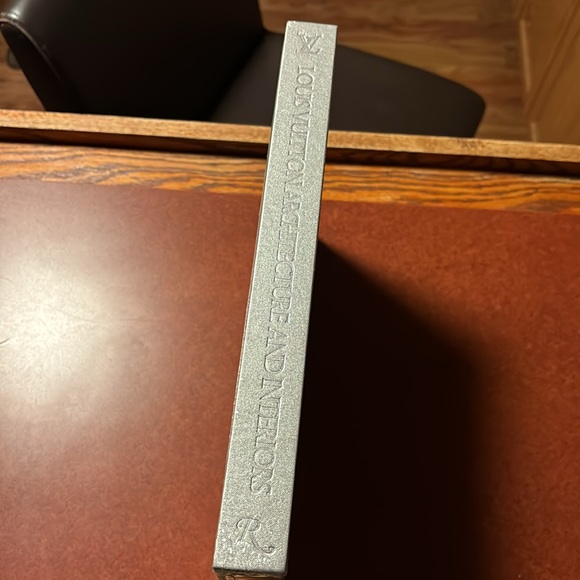 RARE Louis Vuitton - Architecture And Interiors Designer Book, Hard Cover NEW - Picture 4 of 4